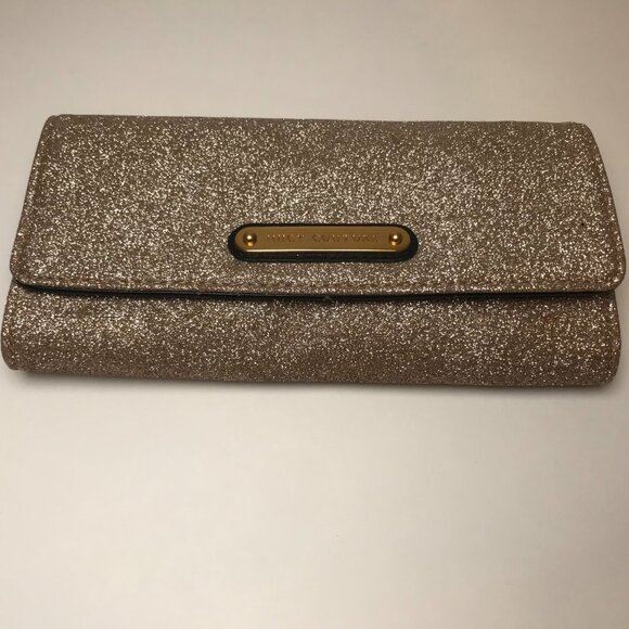 Juicy Couture Convertible Purse/Clutch/Wallet New With Tags - Picture 3 of 10